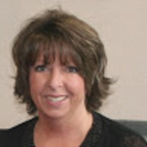 Meet your Posher, Dennise